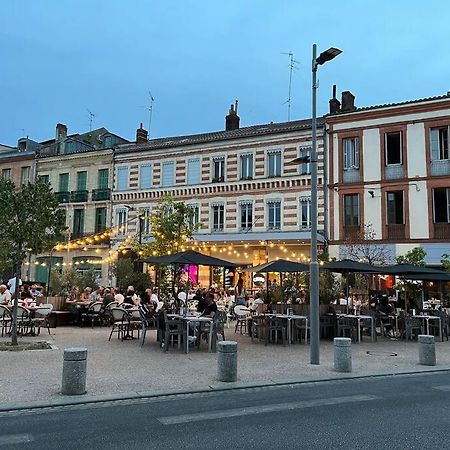 Toulouse : Studio Equipe Au Coeur De St-Cyprien Oda fotoğraf